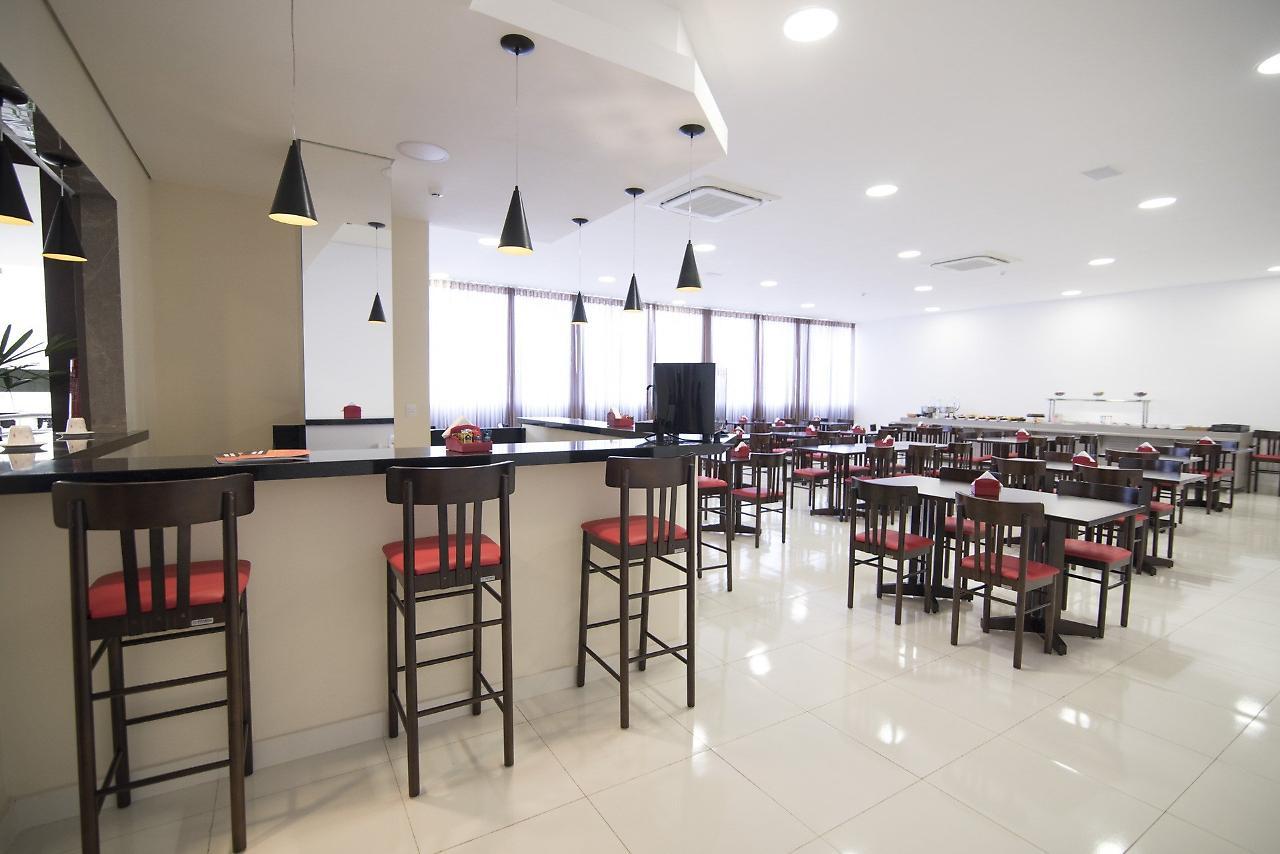 Hotel H2 Congonhas คองโกนญัส ภายนอก รูปภาพ The interior of the restaurant