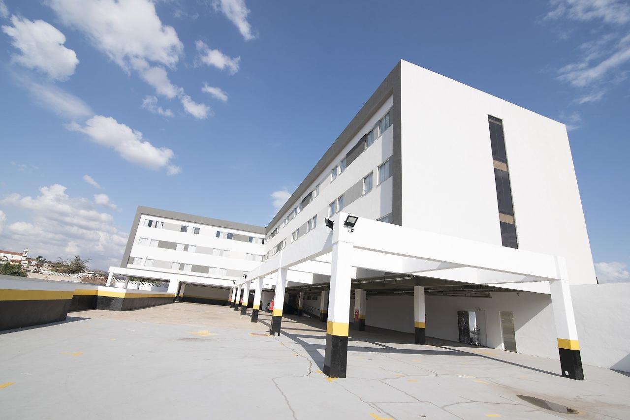 Hotel H2 Congonhas คองโกนญัส ภายนอก รูปภาพ The new terminal
