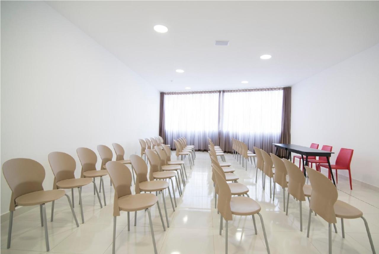 Hotel H2 Congonhas คองโกนญัส ภายนอก รูปภาพ The library